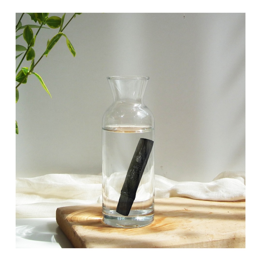 Black + Blum - EGS001 - 1B - Filtre à eau à charbon - Ancienne tradition  japonaise - Dure 6 mois - Marron (bois naturel) : : Cuisine et  Maison